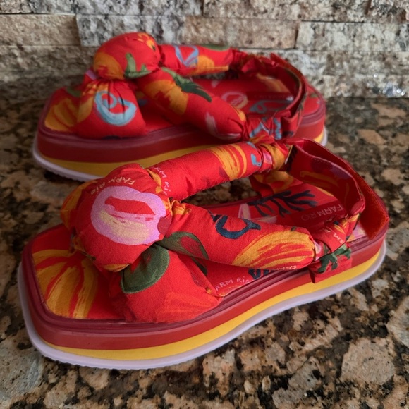 FARM Rio Fruit Print Puffy Platform Sandals - Picture 3 of 8